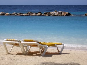 Chillen op het strand van curacao
